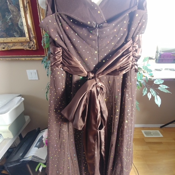 SEQUIN/TULE LIGHT AIRY DRESS BY JESSICA SZ L - Picture 4 of 5